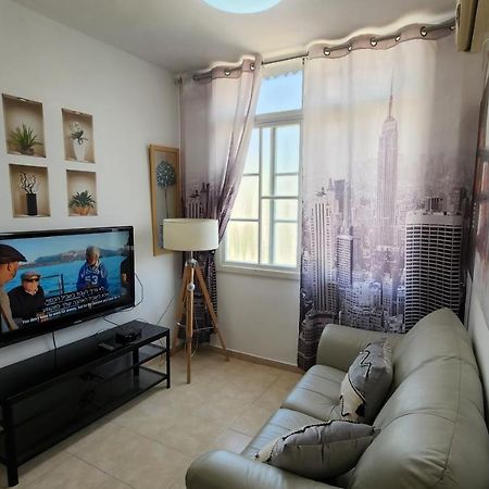 יחידת דיור Apartment Ришон ле Цион Екстериор снимка